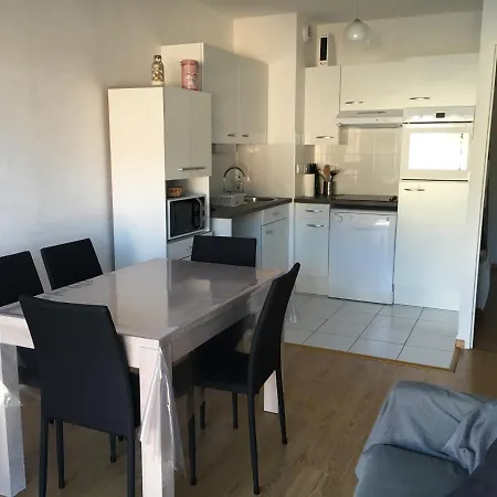 T2 A 2 Min De La Avec Parking - Fr-1-482-31 Διαμέρισμα *